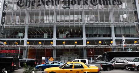 Uzbrojony w miecz i topór chciał wejść do redakcji "New York Times"