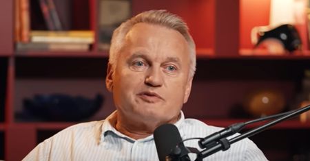 Porównał to do narkotyków. Psycholog nie ma wątpliwości