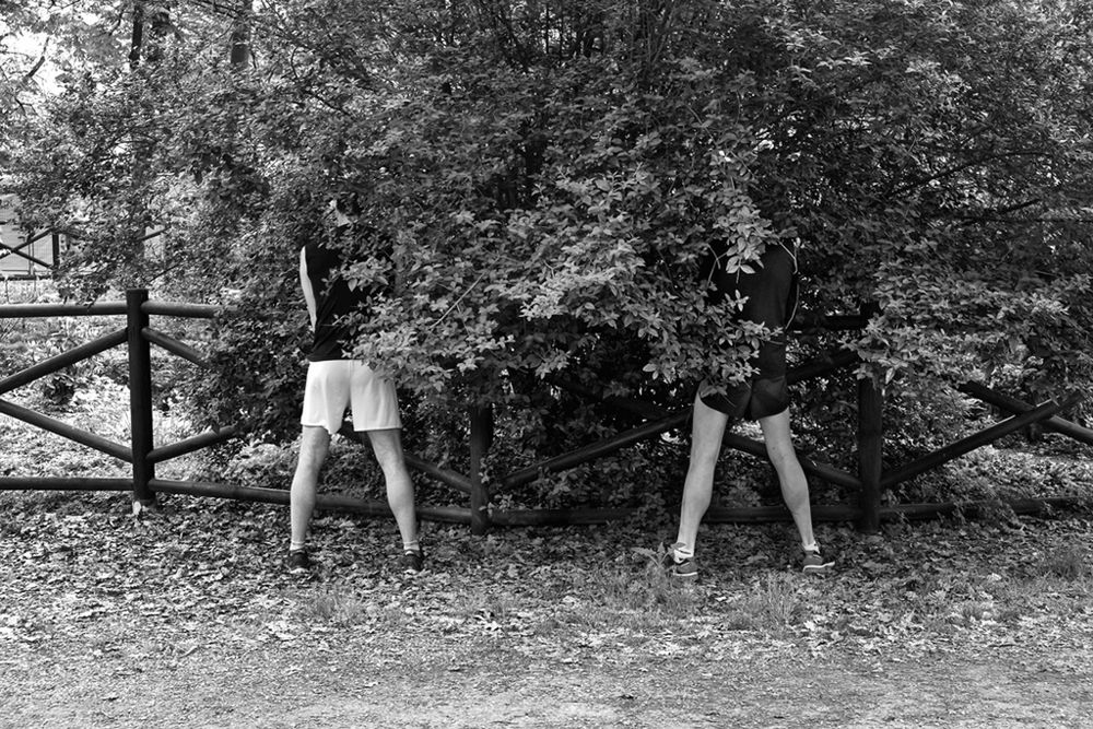Fotografia uliczna pozbawiona twarzy w projekcie Diego Bardone 20