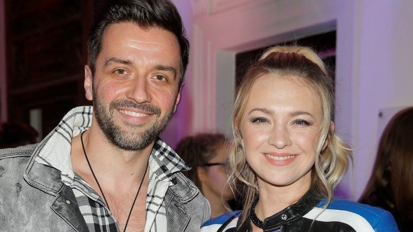 Gdzie mieszka Barbara Kurdej-Szatan i Rafał Szatan? Zajrzyj do naszej galerii i sprawdź, jak aktorzy urządzili luksusowy apartament w stolicy. Zobacz kolejne slajdy, przesuwając zdjęcia w prawo, naciśnij strzałkę lub przycisk NASTĘPNE