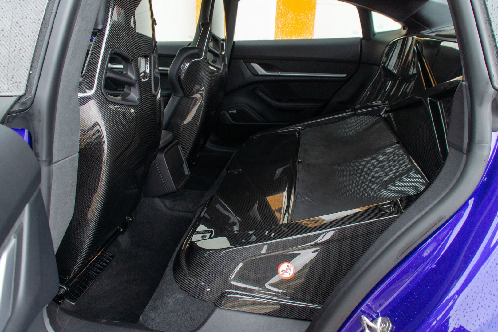 Porsche Taycan Turbo GT z pakietem Weissach