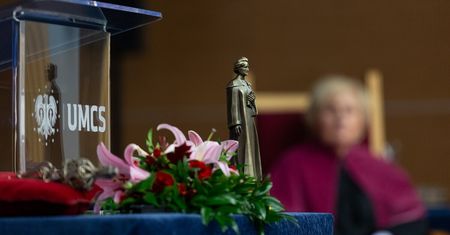 UMCS uhonoruje Olgę Tokarczuk, Agnieszkę Holland i Anne Applebaum tytułami doktora honoris causa