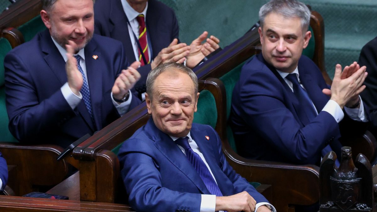 Premier Donald Tusk i wicepremier Krzysztof Gawkowski