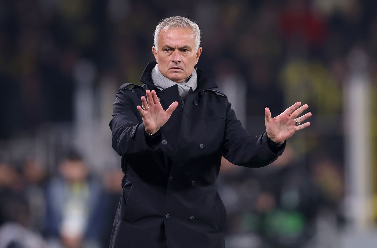 Mourinho uncorks "The Special One": New wine venture unveiled