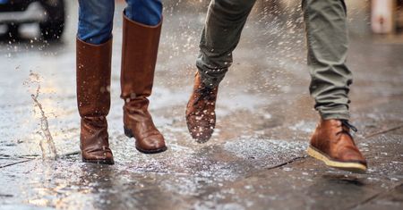 Buty suszę tylko w ten sposób. Wystawienie ich na grzejnik to zbrodnia