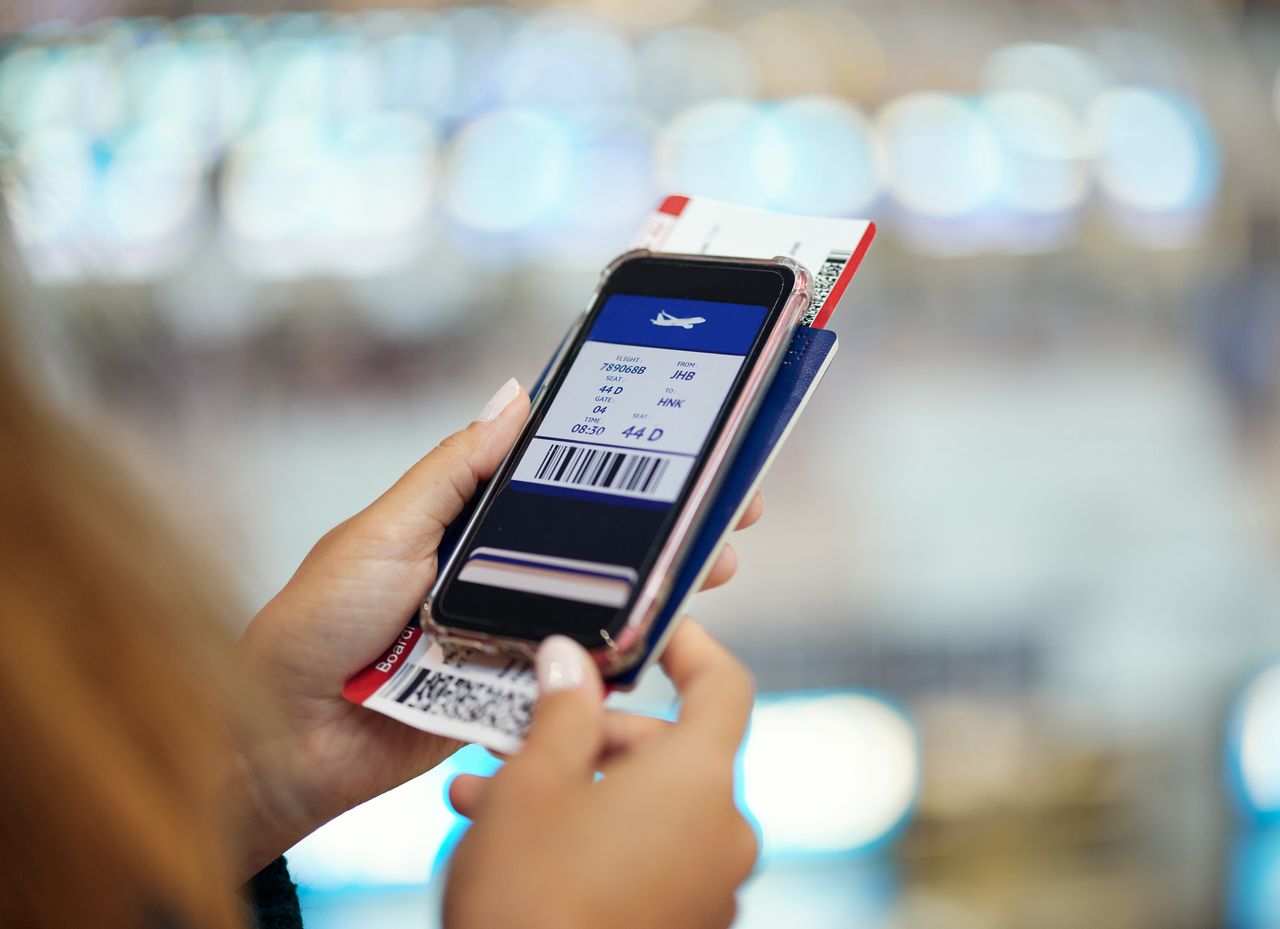Never publish photos of your boarding pass online