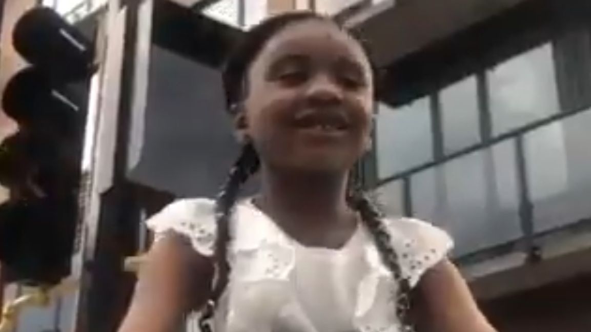 Córka George'a Floyda.