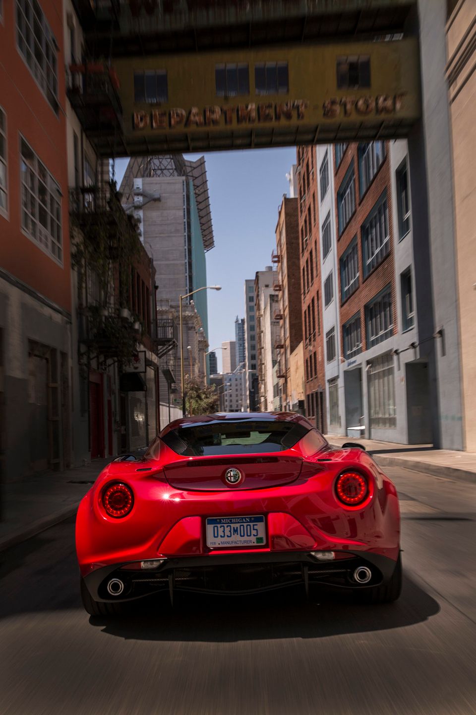 Alfa Romeo 4C w wersji na rynek amerykański w obszernej galerii zdjęć 138
