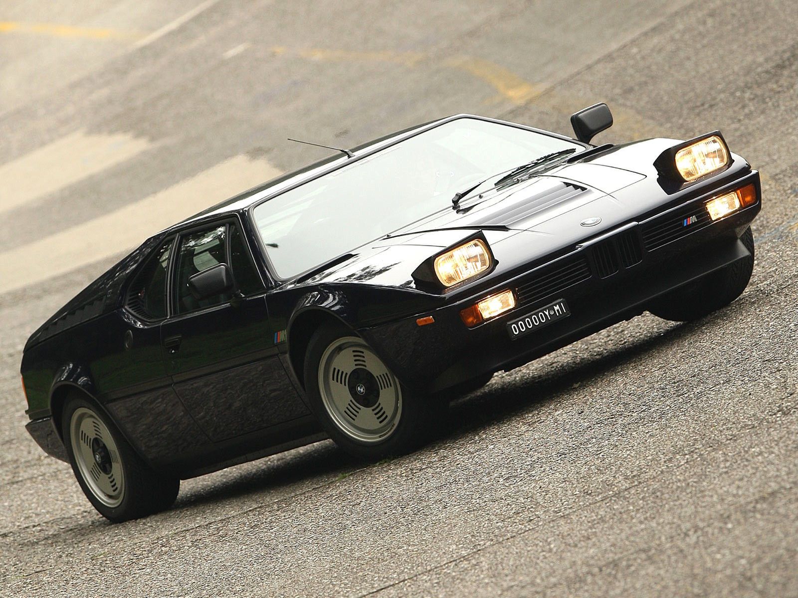 BMW M1 3
