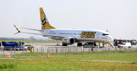 Ryanair naciska na lotnisko w Modlinie. Tnie kolejne połączenia