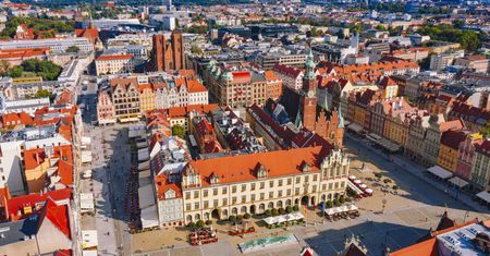Pogoda we Wrocławiu. Prognoza na wtorek 11 listopada. Poranne i nocne mgły, bez opadów