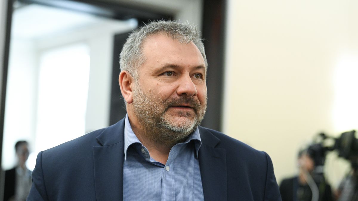 Warszawa, 17.03.2026. Minister sprawiedliwości Waldemar Żurek na posiedzeniu rządu w KPRM w Warszawie, 17 bm. Na posiedzeniu ministrowie zajmą się m.in. nowelą ws. sądowej kontroli odmów udziału pełnomocnika świadka w przesłuchaniach. (mr) PAP/Marcin Obara