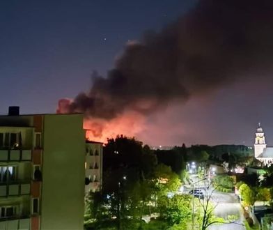 Mieszkańców obudziły eksplozje. Pożar autobusów w Bytomiu