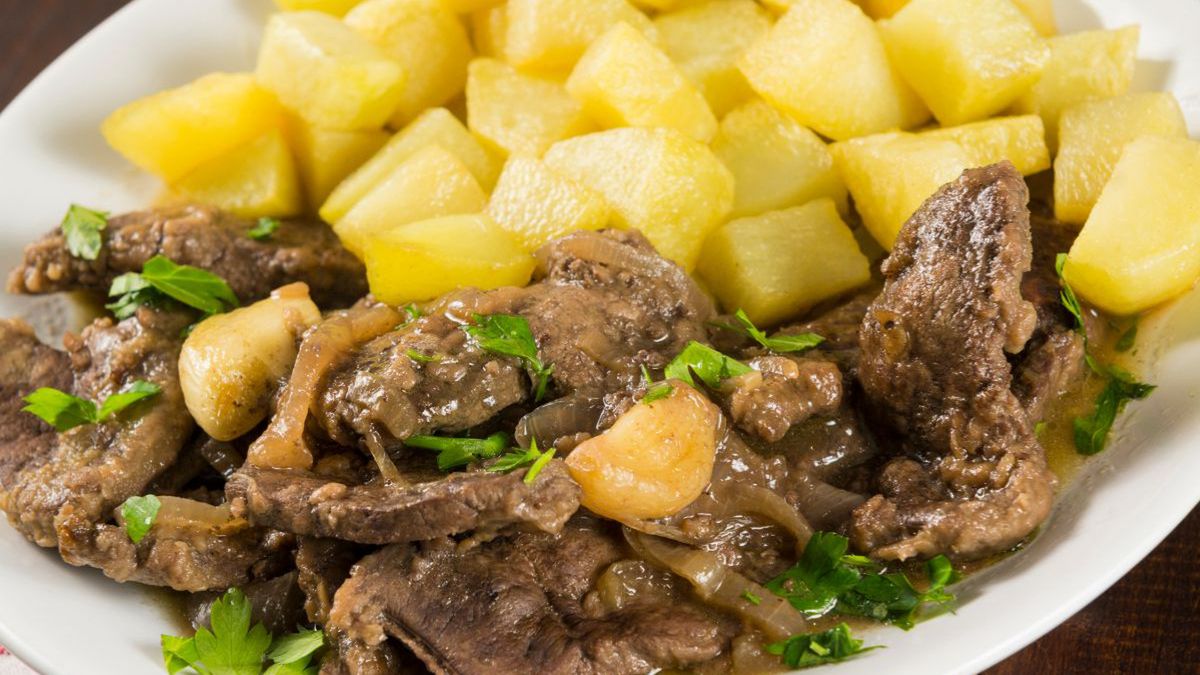 Wątróbka z cebulką- Pyszności