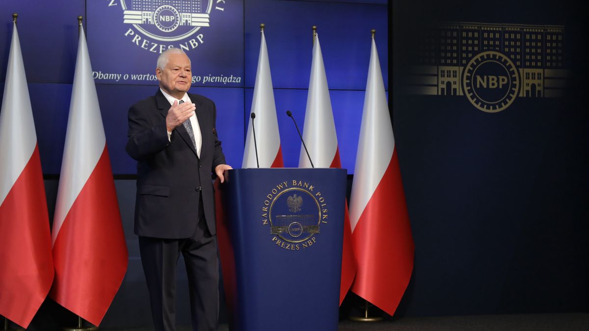 Adam Glapi�ski
Warszawa, 06.10.2022. Prezes Narodowego Banku Polskiego Adam Glapi�ski podczas konferencji prasowej dot. oceny bie��cej sytuacji ekonomicznej w Polsce, 6 bm. w Centrali NBP w Warszawie. (jm) PAP/Albert Zawada
Albert Zawada
gospodarcza, gospodarka, konferencja, narodowy bank polski, nbp, sytuacja