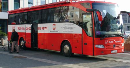 Koniec z kiepskimi czekoladami dla krwiodawców. Ministerstwo ma inny plan