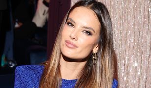 Nogi do nieba. Alessandra Ambrosio ubrana tylko w marynarkę