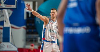 Będą zmiany w Twardych Piernikach. Kluczowy Polak wybrał innych klub
