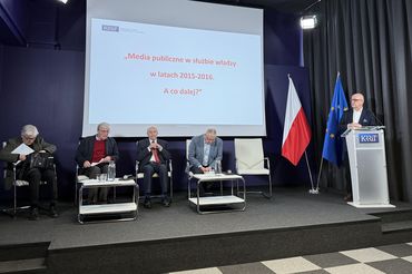 Konferencja o mediach publicznych w siedzibie KRRiT