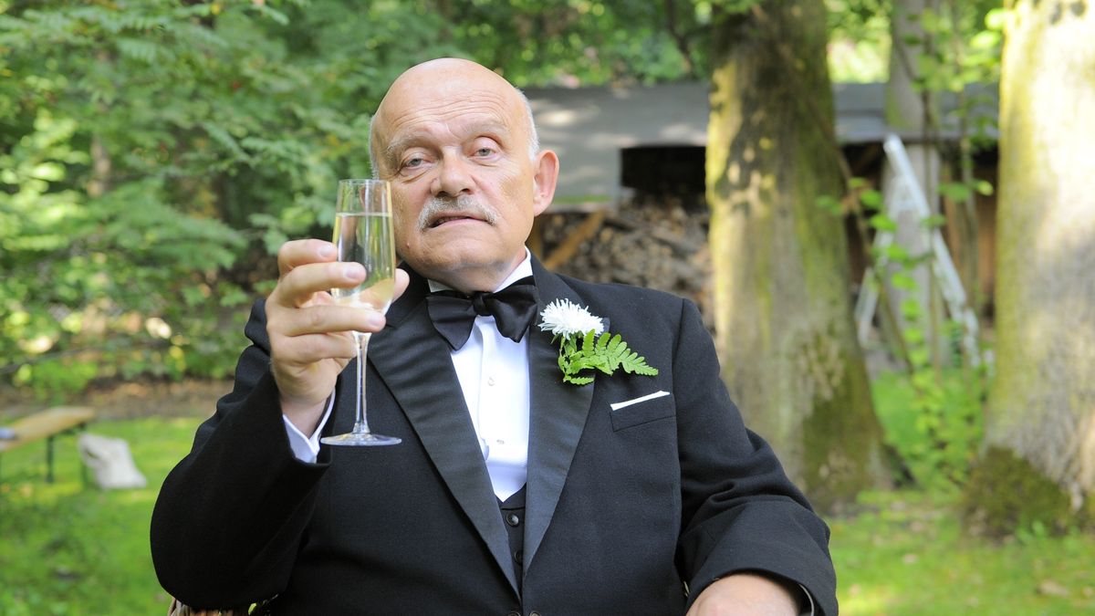 Adam Ferency nie stroni od alkoholu