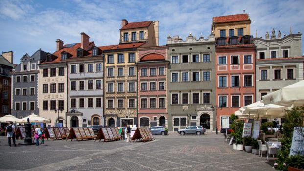 Warszawa. To, mimo pandemii, nie są całkiem stracone ferie. Wiele placówek dostosowuje się do tej trudnej sytuacji i pracuje nad angażującym, aktywizującym dzieci programem zajęć (Muzeum Warszawy)