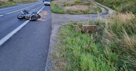 Lubań. Tragiczny wypadek z udziałem motocyklisty. 21-latek nie żyje