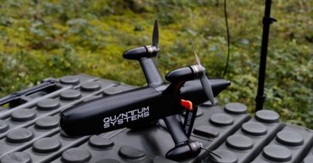 W 30 sekund na 4 km wysokości. Nowy dron z Niemiec