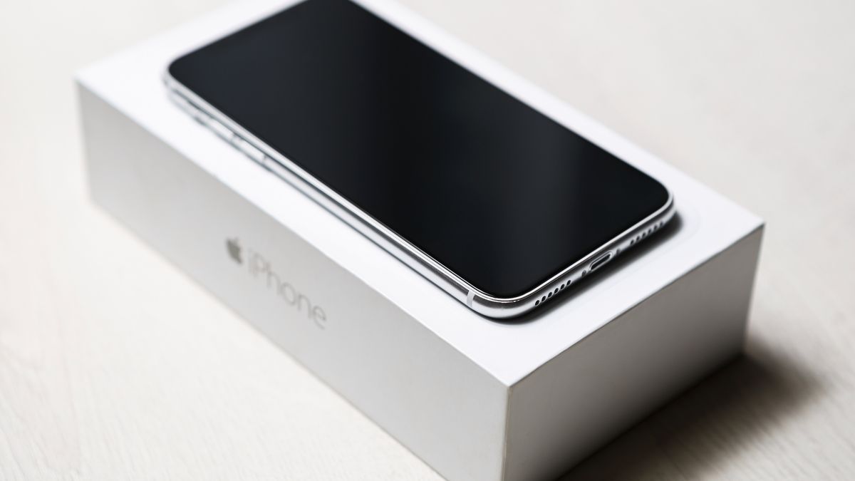 iPhone X z depositphotos