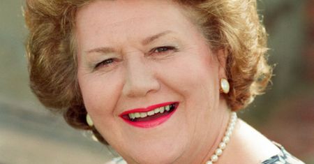 Patricia Routledge, czyli słynna "Bukietowa" kończy 94 lata. Tak żyje dziś
