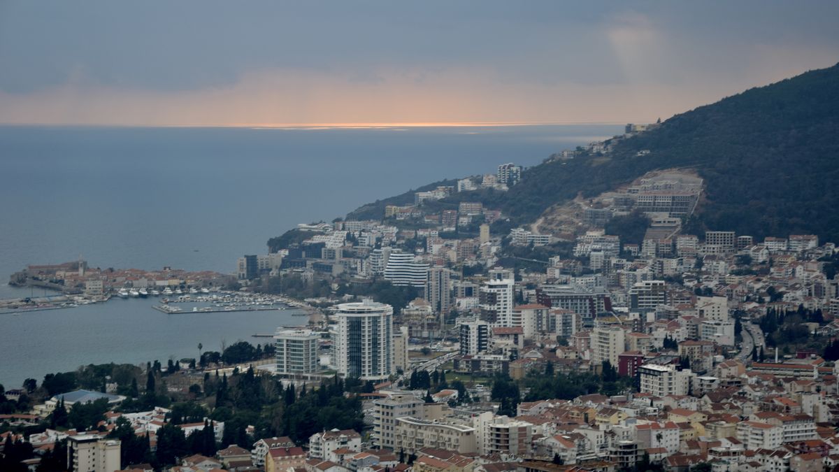Chcą obniżyć tygodniowy czas pracy w Czarnogórze
