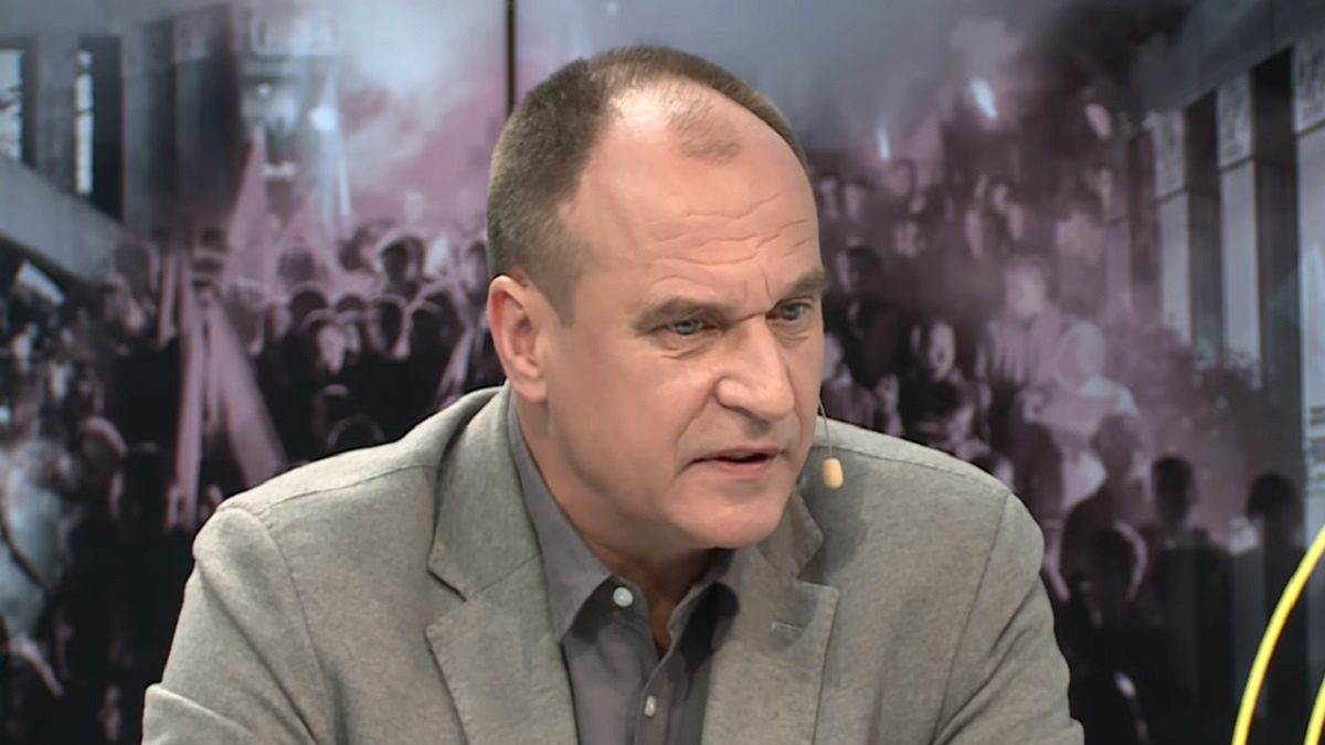 Paweł Kukiz napisał wiadomość do Kancelarii Prezesa Rady Ministrów. Uznał, że szef KPRM traktuje go "jak idiotę". 