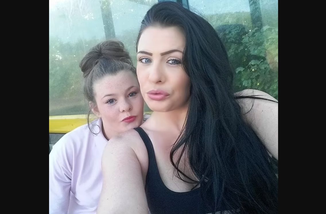 Skye Salter z mamą 
