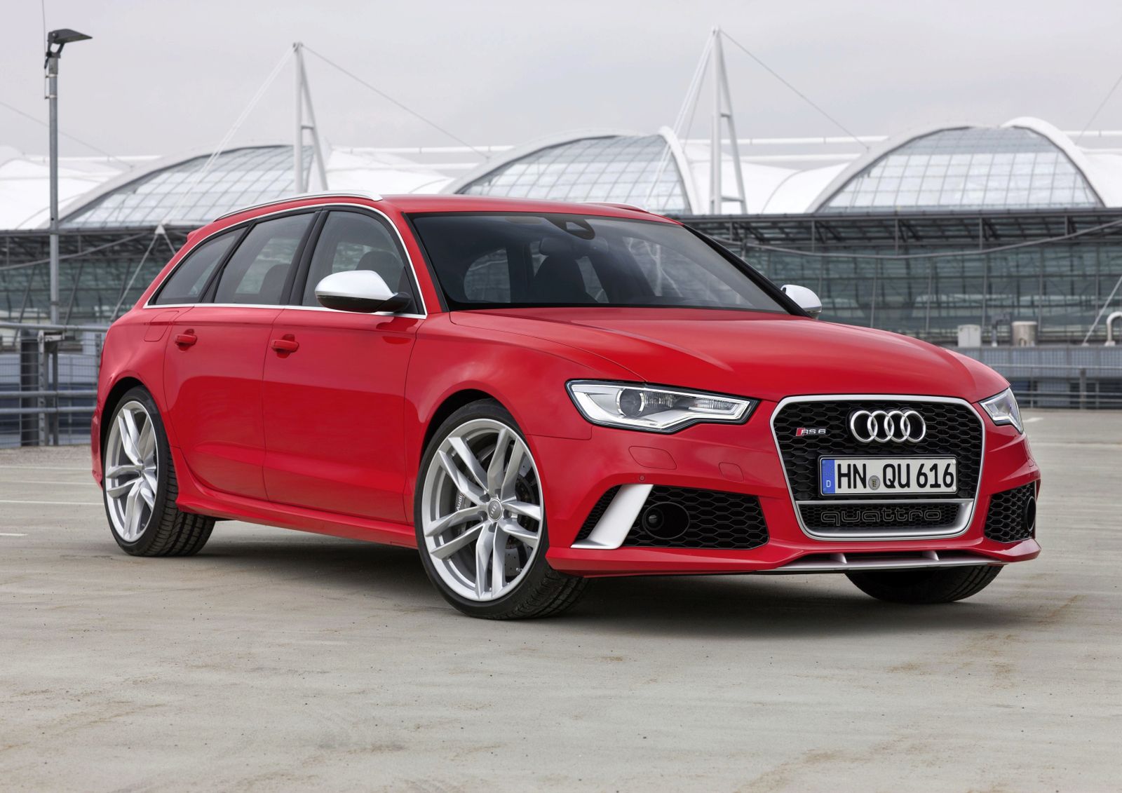 Nowe Audi RS6 Avant - zadziorne kombi [galeria] 19