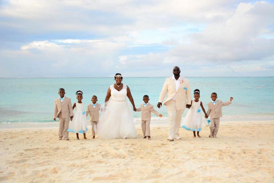 W 2017 roku rodzice sześcioraczków odnowili przysięgę małżeńską