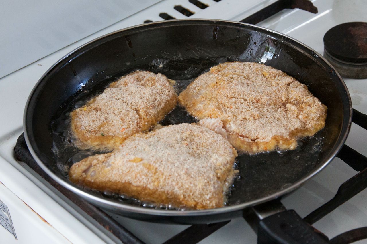 Marinated for perfection: Ultimate guide to juicy pork chops