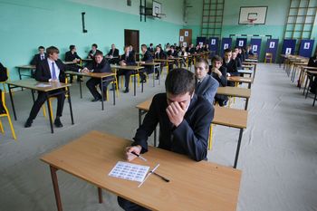 CKE pokazuje klucz odpowiedzi. Tak oceniano maturę podstawową z języka angielskiego