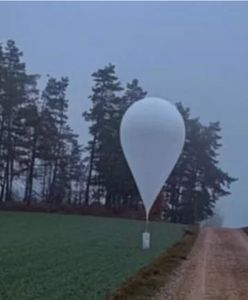 Policja publikuje zdjęcia. Takie balony puszczają przez granicę