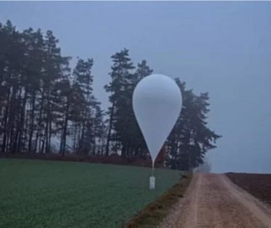 Policja publikuje zdjęcia. Takie balony puszczają przez granicę