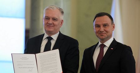 Strajk kobiet. Andrzej Duda z Jarosławem Gowinem budują porozumienie ws. prawa aborcyjnego