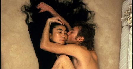 John Lennon i Yoko Ono - ostatni pocałunek uchwycony przez Annie Leibovitz