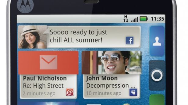 Motorola Flipout - czy warto kupić? 1