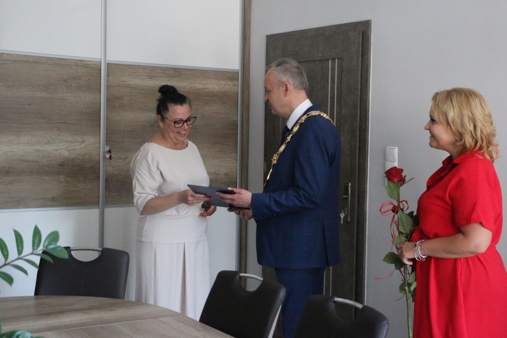 Ślubowanie nauczycieli i powierzenie stanowiska dyrektora przedszkola w Aleksandrowie Kujawskim