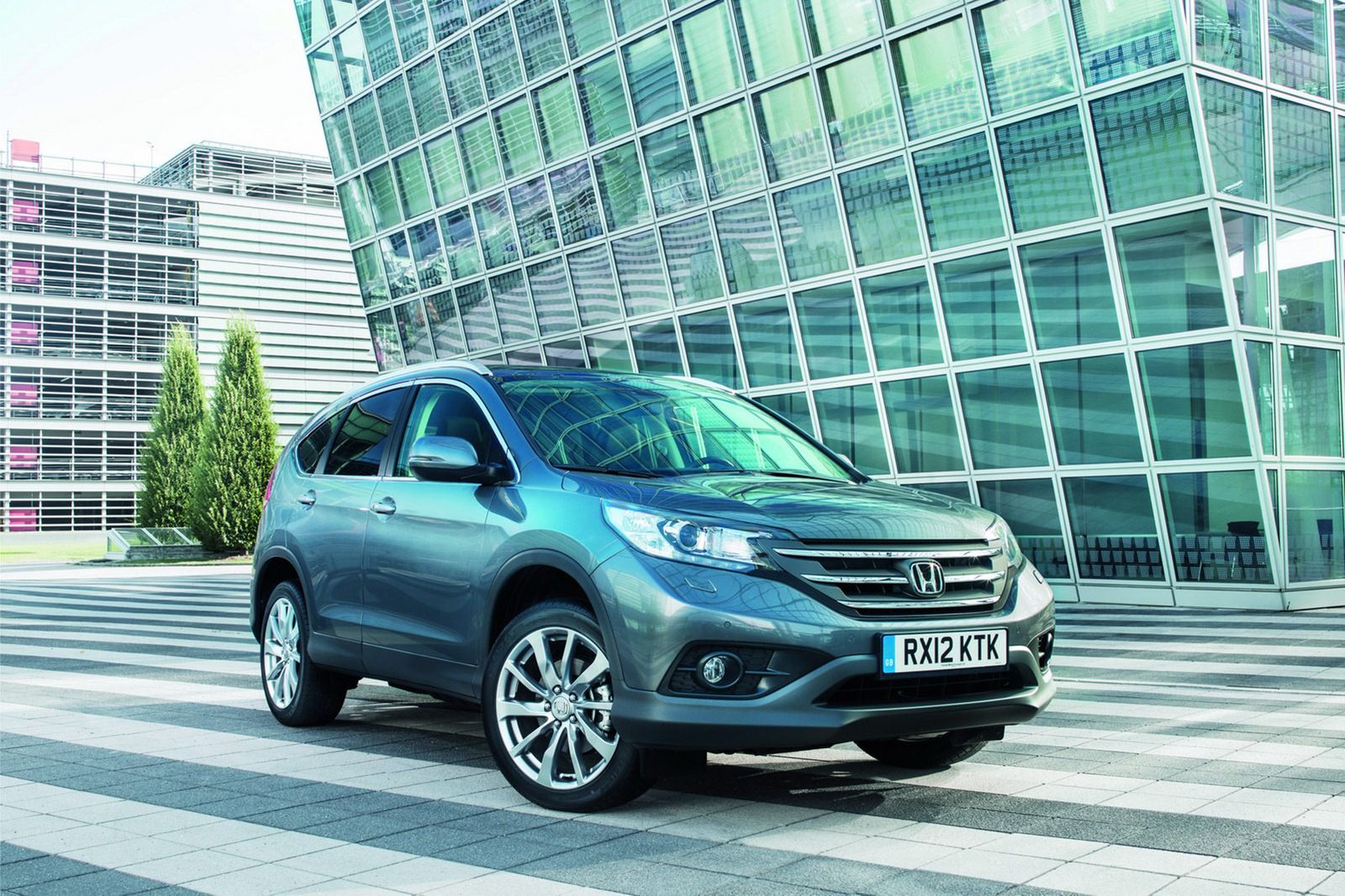 2013 Honda CR-V - obszerna galeria prosto od producenta 42