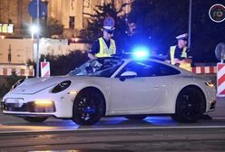 Warszawa. Niepełnosprawny zginął pod kołami rozpędzonego samochodu. Komentarze w sieci: "biedne porsche"