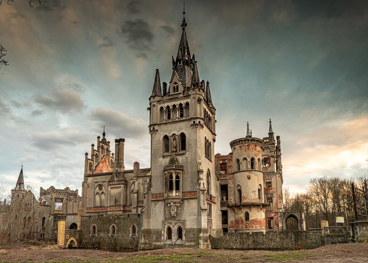 Pałac w Kopicach to jedna z najwspanialszych ruin w Polsce