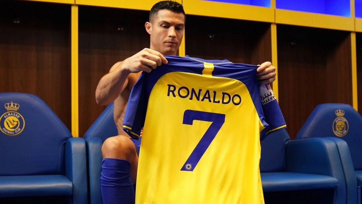Cristiano Ronaldo z koszulką Al Nassr