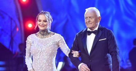 Monika Miller wyszła na plażę. "Ale piękny anioł"