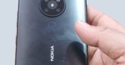 Nokia 5.2 pozuje na zdjęciach. Spodoba się perfekcjonistom