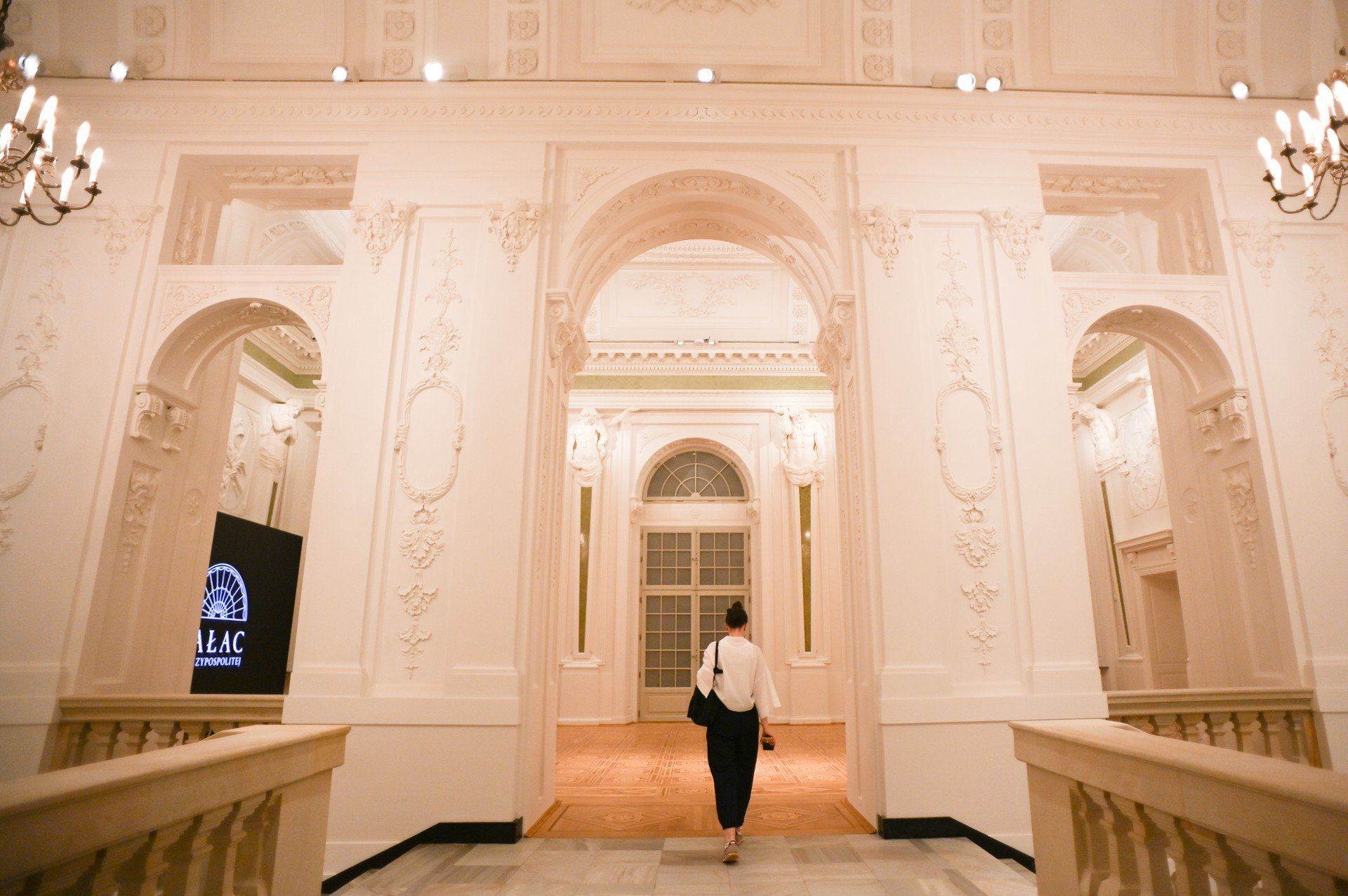 Tak prezentuje się Pałac Rzeczpospolitej w środku