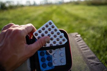 25 lat więzienia za lek na ból? Uważaj, co bierzesz w podróż